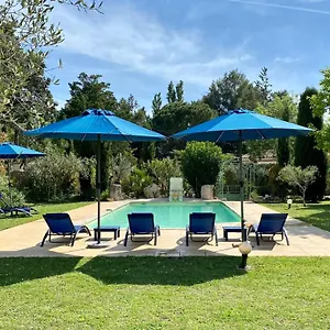  Couette-café Domaine Au Coeur Des Alpilles